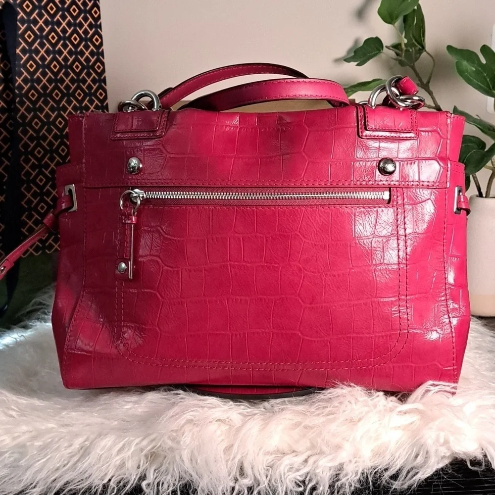 Coach NWTs Peyton Embossed Patent Leather Carryall Tote Bag